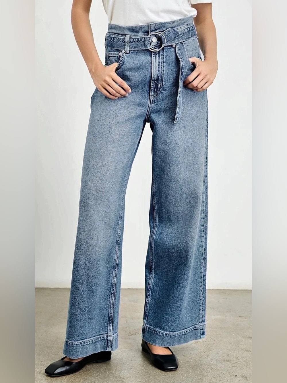Rails Medium Wash Descano High Rise Wide Leg O-Ring Belt Jeans - Size 27/6